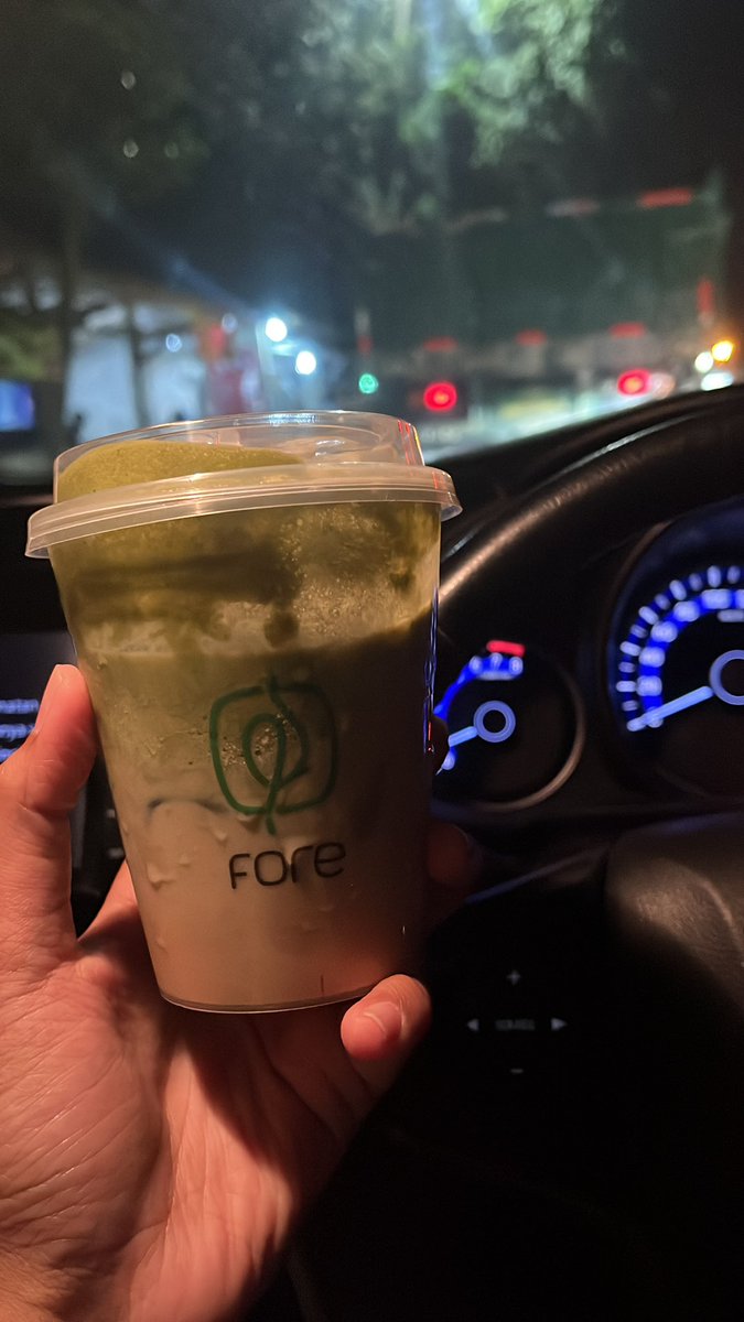 laelarchm's tweet photo. Doppingannya mah dirty matcha, playlistnya laksmana raja dilaut🪸🤓 https://t.co/xHKHo3vPSt