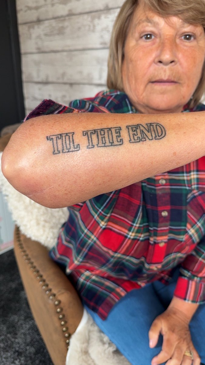 mutimer_connor's tweet photo. Hahahaha my 68 year old loving Sunderland at the minute 😂 https://t.co/lTe0DLpHgU