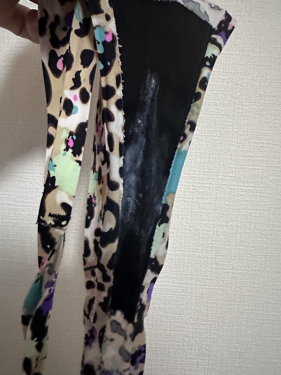 chan07060204's tweet photo. 暑くて蒸れちゃった…欲しい人いませんか🥰？？3500
#下着売ります https://t.co/olOBk5th5K
