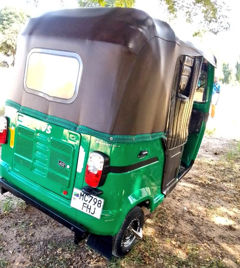 Eng_Matarra's tweet photo. #Tshs 9,500,000/=
BAJAJ MPYAAA INAUZWA
AINA - TVS KING (King Of The Road) 🔥🔥🔥
REG" #FHJ
▪️Cc. 200
▪️Gear 5
▪️Starter inapiga
▪️Tairi zote mpya
▪️Cover & seat mpya
▪️Full Documents ✅️
IPO DAR (Mikoani Tunasafirisha)
NIKO NAYO 24HRS
CALL/WHATSAPP-0719542184 https://t.co/wzZlIsMcsy