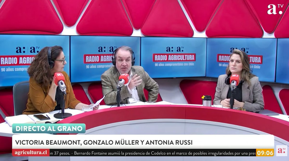 AlGrano921's tweet photo. En un nuevo capítulo de #DirectoalGrano,  Gonzalo Müller (@gonzalomuller) conversa con Victoria Beaumont  (@vbeaumonth),  Antonia Russi.
Nos escuchas en @AgriculturaFM!📻 https://t.co/Rn5xf3mjNa