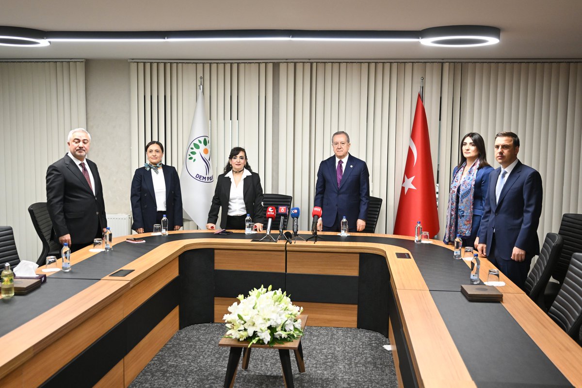 MHP tweet media