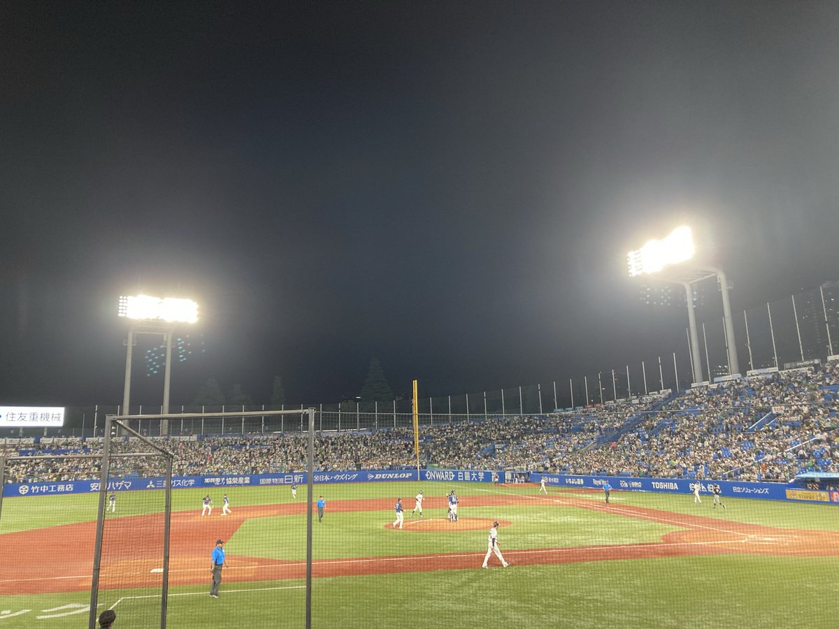 mj_pudding's tweet photo. 午後休暇とって平日の夜に野球観戦ができるということはストレスがほとんどなく、エネルギッシュということ。

座席が狭くぎゅうぎゅう以外はいい球場だなぁと思いました。
次は交流戦最後の讀賣戦に行きます。 https://t.co/LjDrzh9SlJ