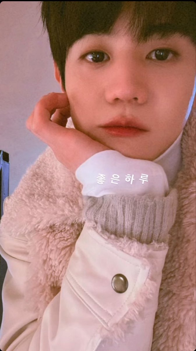 라뇽 tweet media