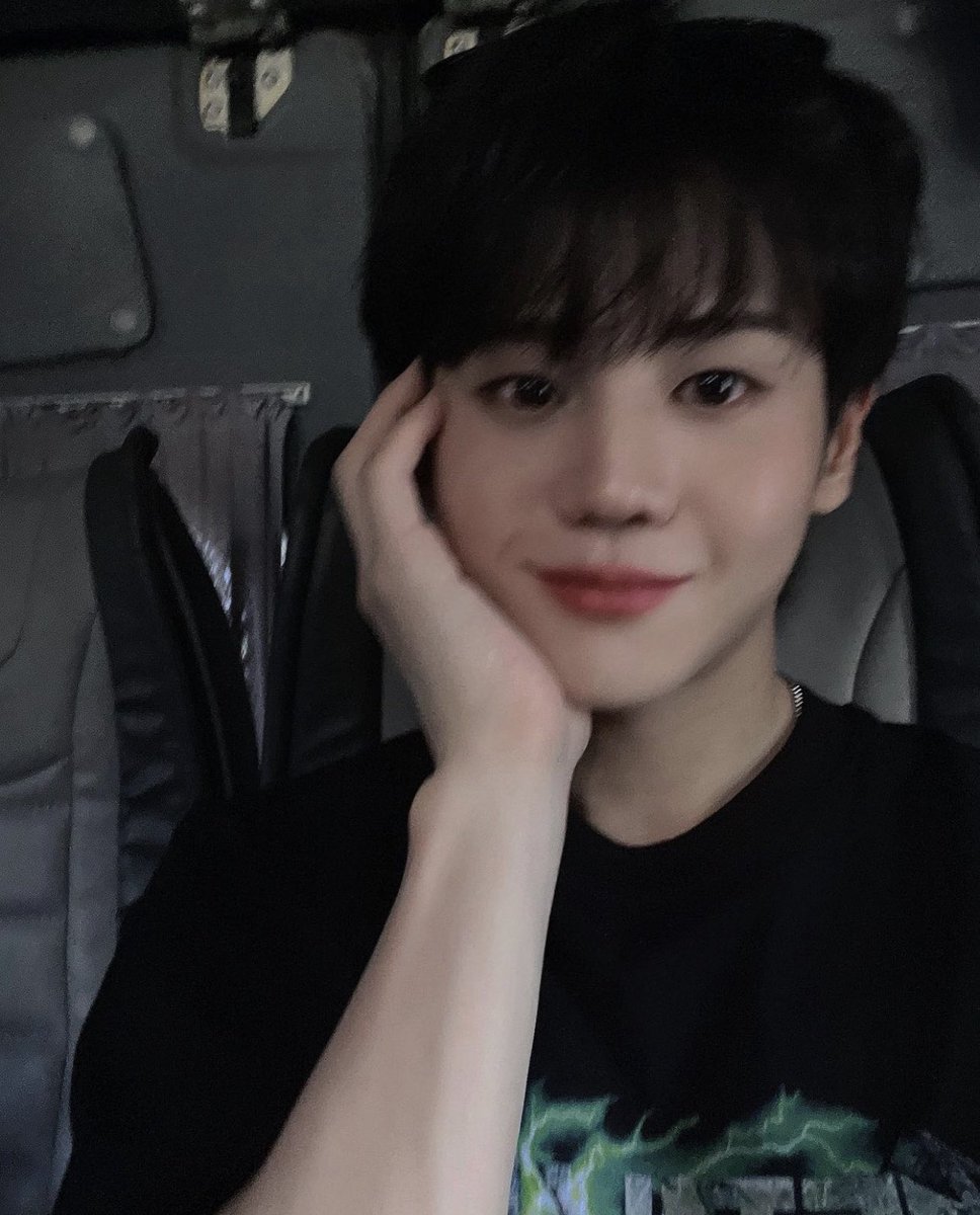 라뇽 tweet media