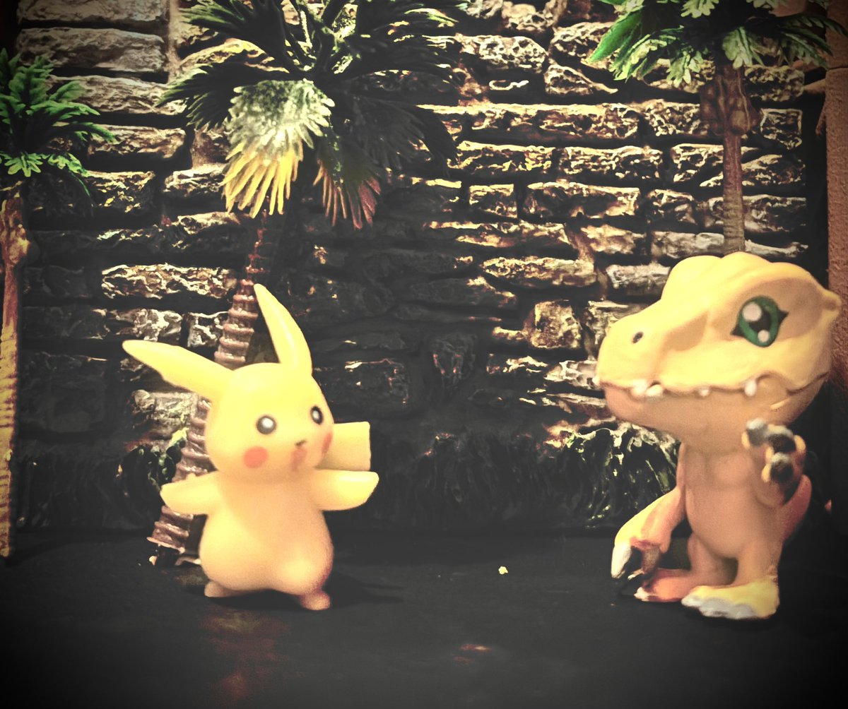 realanthonybird's tweet photo. Day 148 of the 365 toy photo challenge, I’ll be posting a photo of an action figure or toy. Featuring Digimon/Pokemon Crossover. I always preferred the Digimon anime to Pokemon, but Pokemon had the better games and cards #toyphotography #toyphotographychallenge #toyphotography365 https://t.co/Kf53Vdnrq2