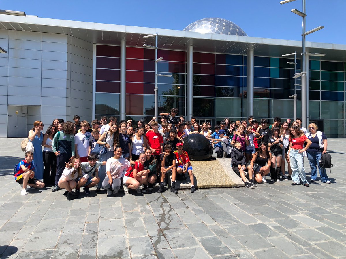 SectionMairena's tweet photo. Participamos un año más en la gymkhana que nuestro departamento de Física y Química ha organizado en el MuNCyT, ¡la forma más divertida de aprender! #STEM #Ciencia @muncyt @ampamairena @sansecomunica https://t.co/lTKtEiykNq