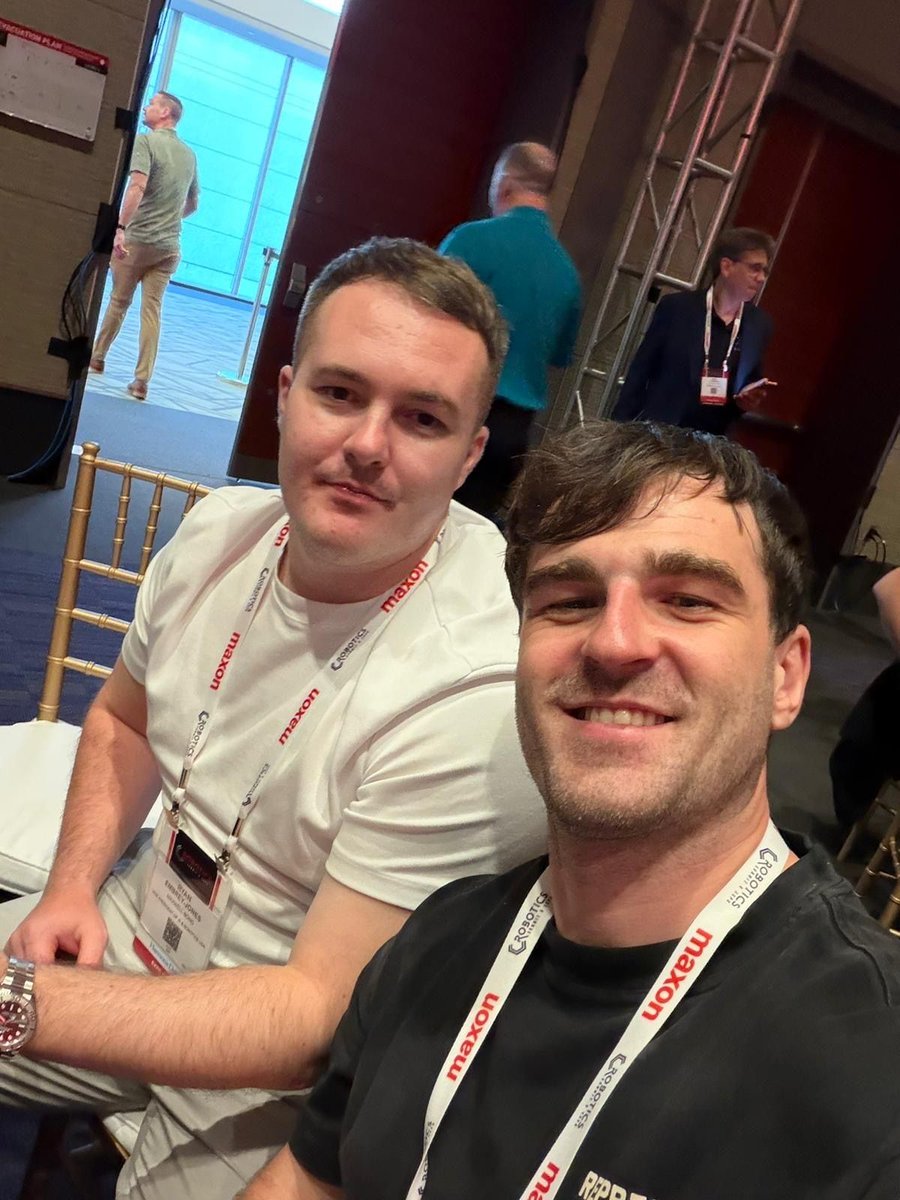 MaxwellBondTeam's tweet photo. The Maxwell Bond US team are out at the Robotics Summit &amp; Expo in Boston today 🤖

If you’re attending the event or in the Boston area this week, feel free to reach out for a chat 👋

#Robotics #RoboticsSummit #BostonTech #AI #Innovation #Networking #MaxwellBond https://t.co/4Xop9c9YLm