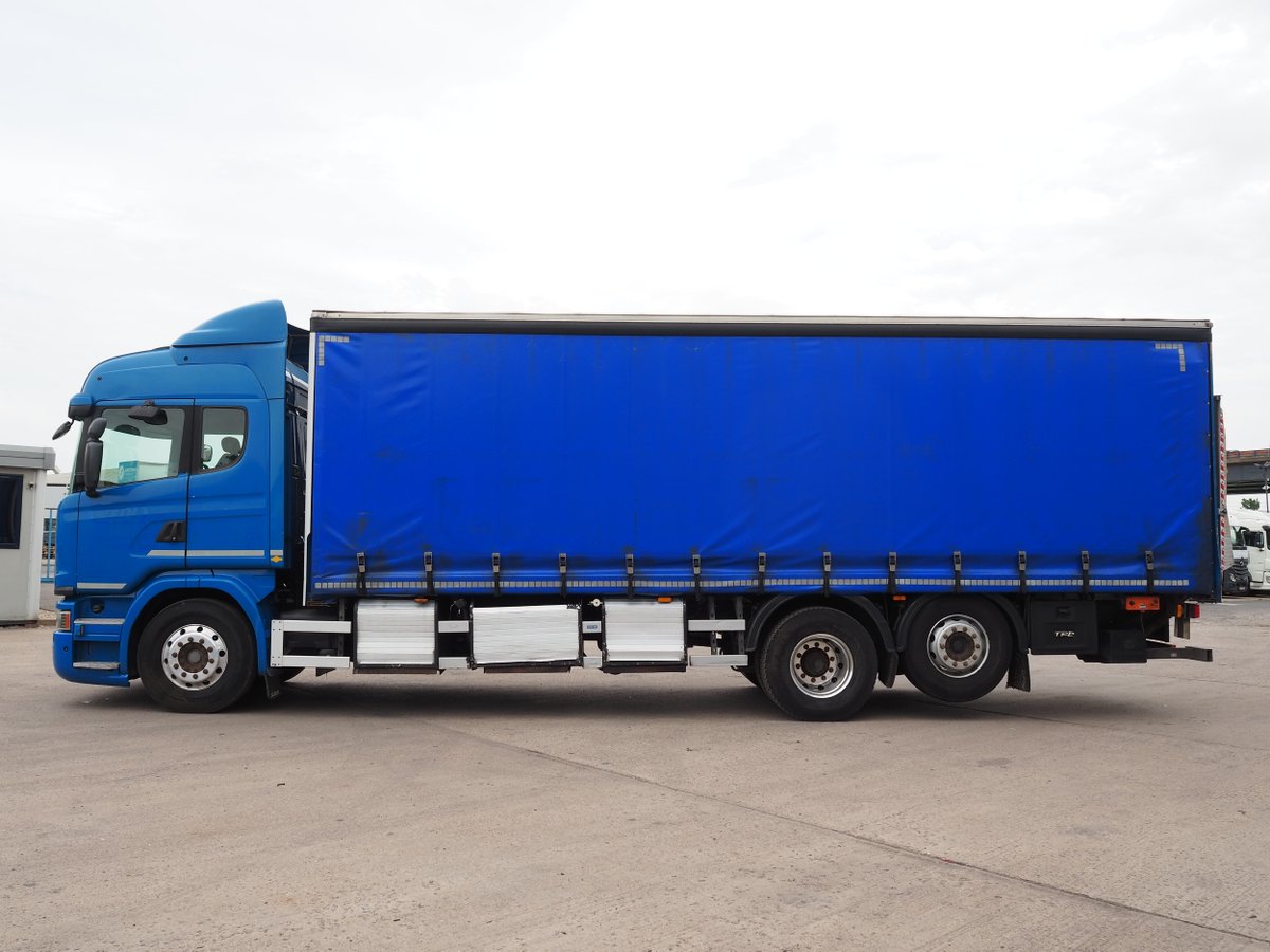 Junction6com's tweet photo. 2014 Scania G320 28 Foot Curtain c/w Taillift POA
3/4 closure cantilever taillift, air con, Alcoa Durabright alloy wheels, 774,000 kilometres, 3 Pedal Optircruise gearbox, Euro 6, for more info please phone 0121 326 6950 or visit https://t.co/4DBR7vRXmd https://t.co/qWcV0kGaka