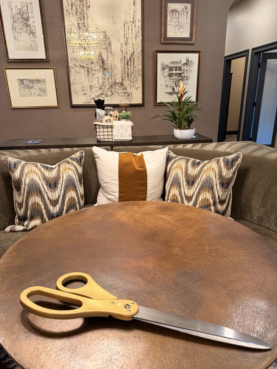 RAMTECHPCS's tweet photo. Congratulations to Sanders Real Estate and Heritage Closing Firm on their grand opening! 🎉 We loved celebrating this exciting milestone with their team and community.

If you’re looking to buy, sell, or find your next place to call home, be sure to connect with them and see what https://t.co/ScdH1vD8Zn