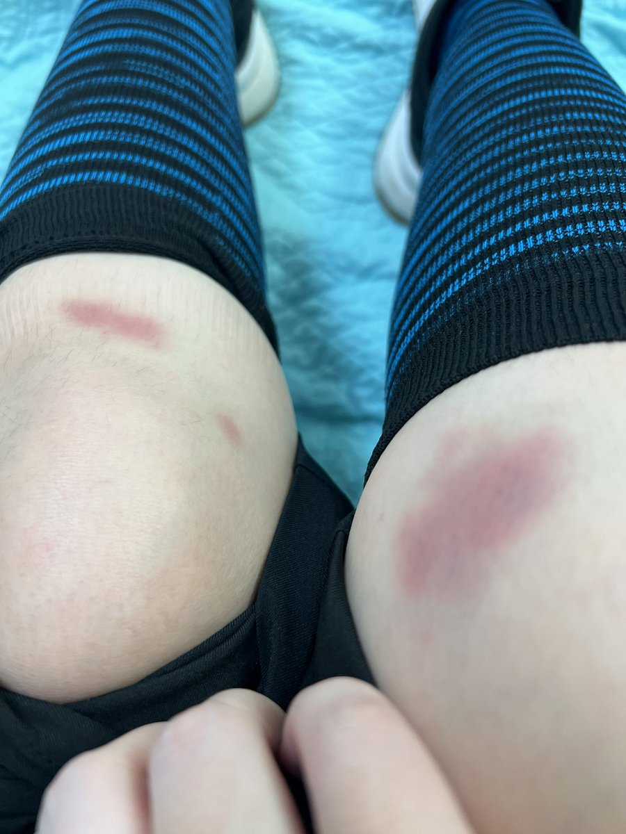 HatsukaVT's tweet photo. Dance yesterday was HARD….. big ow man https://t.co/ZhPYCpMR23