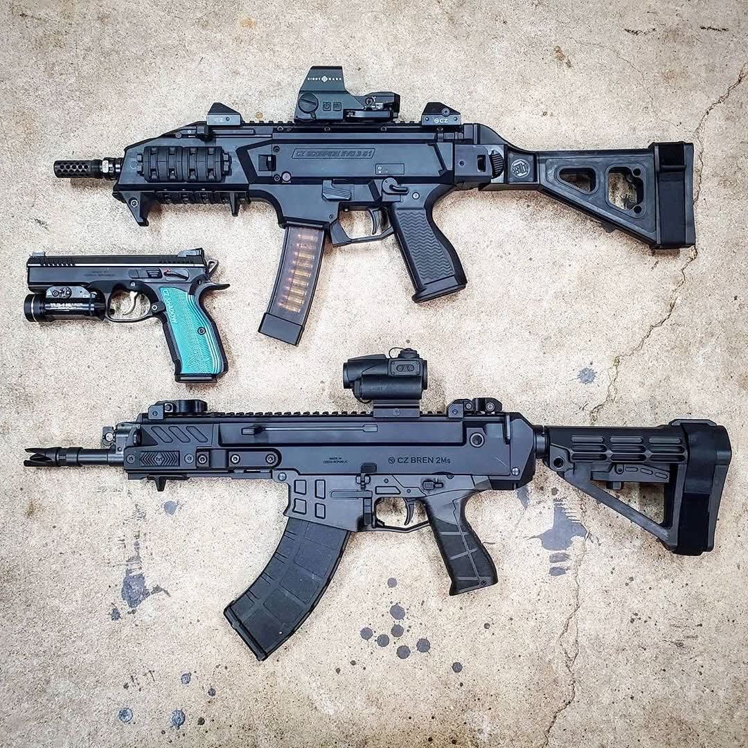 Guns Fanatics tweet media