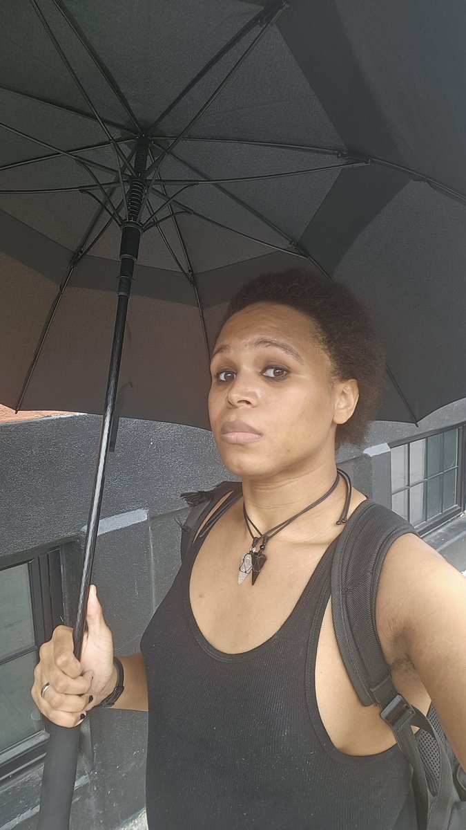 YinKinjo's tweet photo. Umbrella Swag☯️🏴

#Goth #Transgender https://t.co/BBNGse0Alw