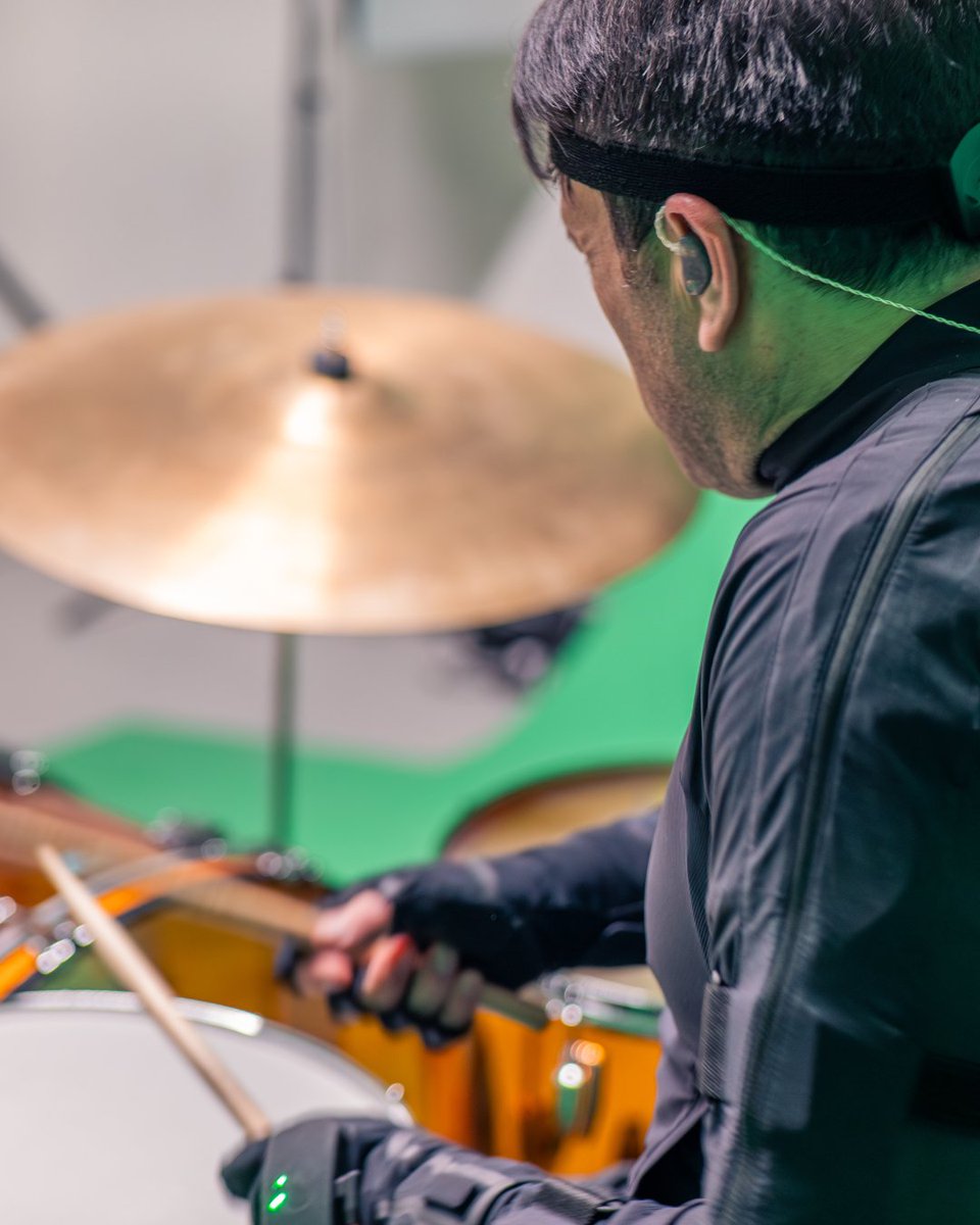 BOMlab's tweet photo. Love all things immersive and live performance? 🎭 Apply for our Immersive Arts Bootcamp: Real-time Technologies and learn @UnrealEngine and TouchDesigner to create a live immersive performance. Join our preview evening on 3rd June, 5 - 7pm. More info: https://t.co/Dxe8J58F6O https://t.co/SVhKNdSQ1Q
