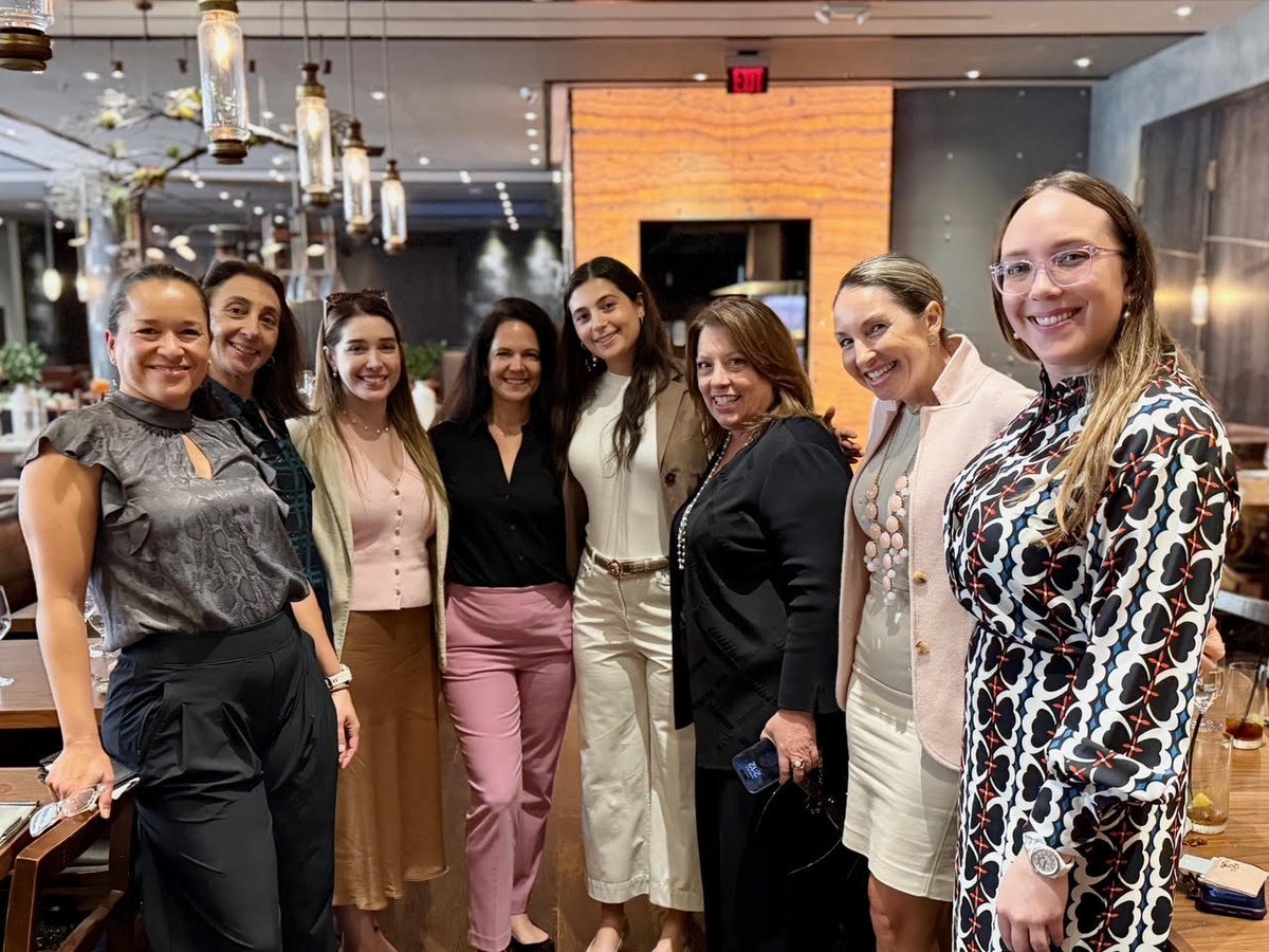 WWCDA1's tweet photo. #WWCDA Florida Chapter gathered with Judge Jackie Becerra for an intimate lunch. The Judge shared helpful "do's and don'ts" when in court and engaged in meaningful conversations with chapter members. It was a wonderful lunch! https://t.co/KWyPxwGUlC