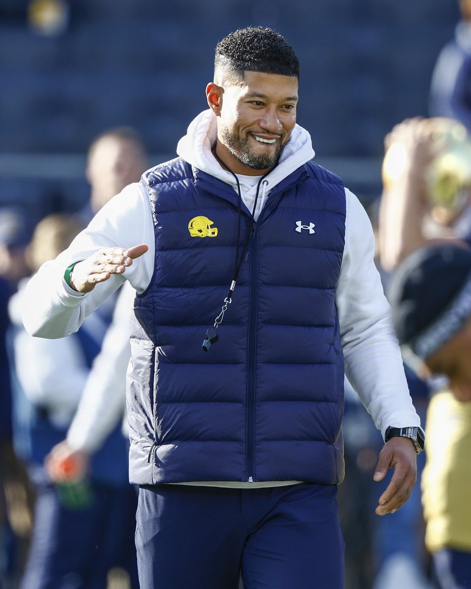 tbhorka's tweet photo. CBS Sports ranked Notre Dame's Marcus Freeman the No. 4 Power Four head coach in college football.

Freeman is the highest-ranked head coach who has yet to win a national championship.

https://t.co/y3KivrnqJU https://t.co/TkF6cM3CNS