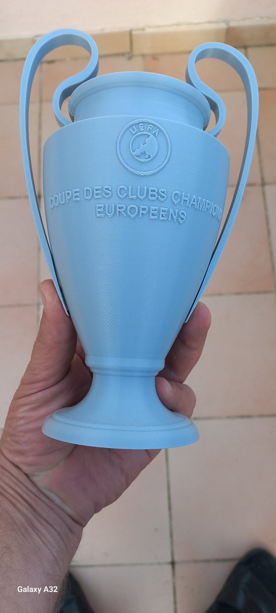 Denis1980nice's tweet photo. @CNEWS_Sport VINTED https://t.co/Fjn3C30yVy https://t.co/xZeeCs3frW