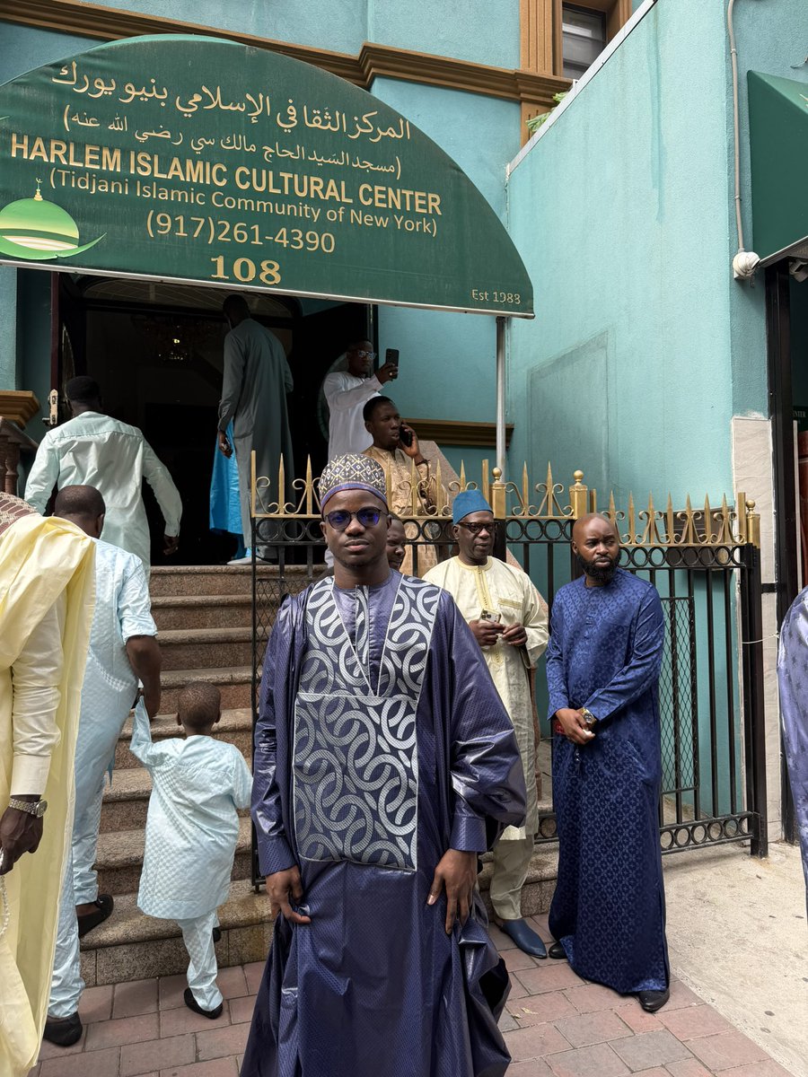 Maleeq_Mahi's tweet photo. Wishing you all a very happy and blessed Eid! 
Eid Mubarak! 🤍 Enjoy the day with family and friends 🌙🤲 
#EidMubarak
 #SunuSelfieTabaski2026 https://t.co/T8wifoghWp