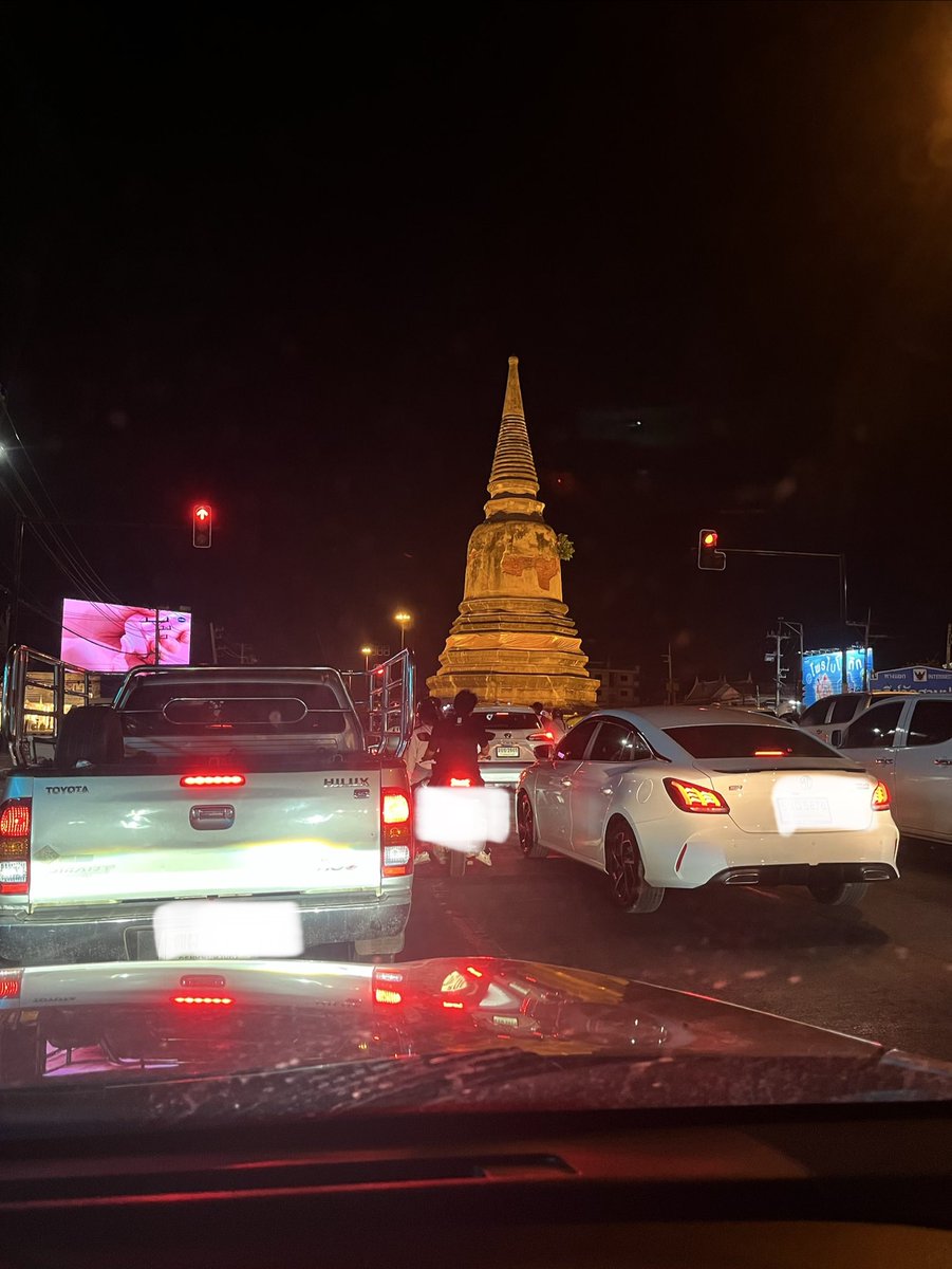 Fi25ff's tweet photo. ด่วนๆๆๆ ใครอยู่แถวนี้ ยกมือขึ้น 🙌 จะกลับบ้านแล้ว 555 
#คู่แท้
#คู่แลกไม่แลก
#อยุธยา https://t.co/vQhCBLj28S