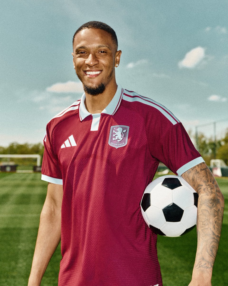 AVFCOfficial's tweet photo. the glory days 🩵