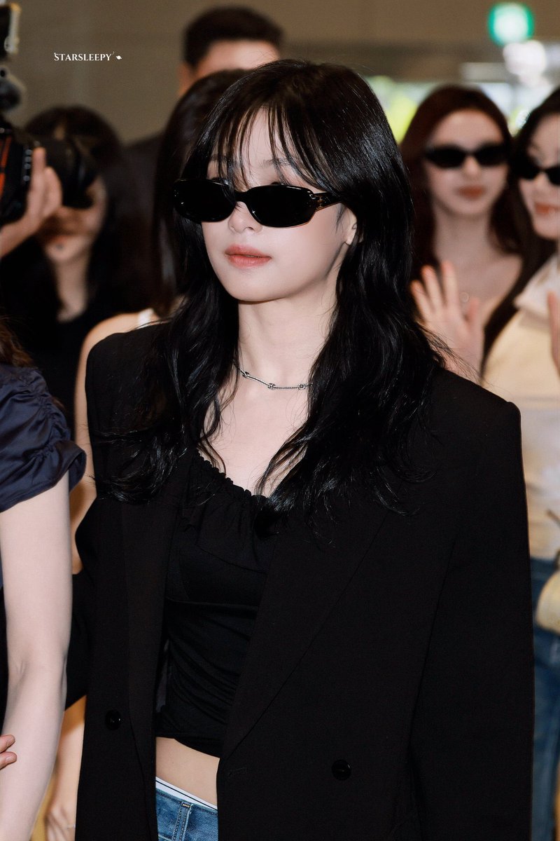 양이 tweet media