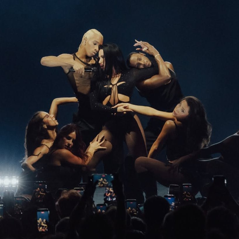 Demi Lovato Charts tweet media
