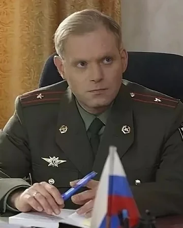 vaala14's tweet photo. Значит так, товарищи офицеры, пришло письмо из штаба округа с  не очень хорошими известиями. Нужно к воскресенью взять Малую Токмачку.  Какие есть предложения? Товарищ Староконь? Товарищ Смальков? https://t.co/MD0rQYxql3
