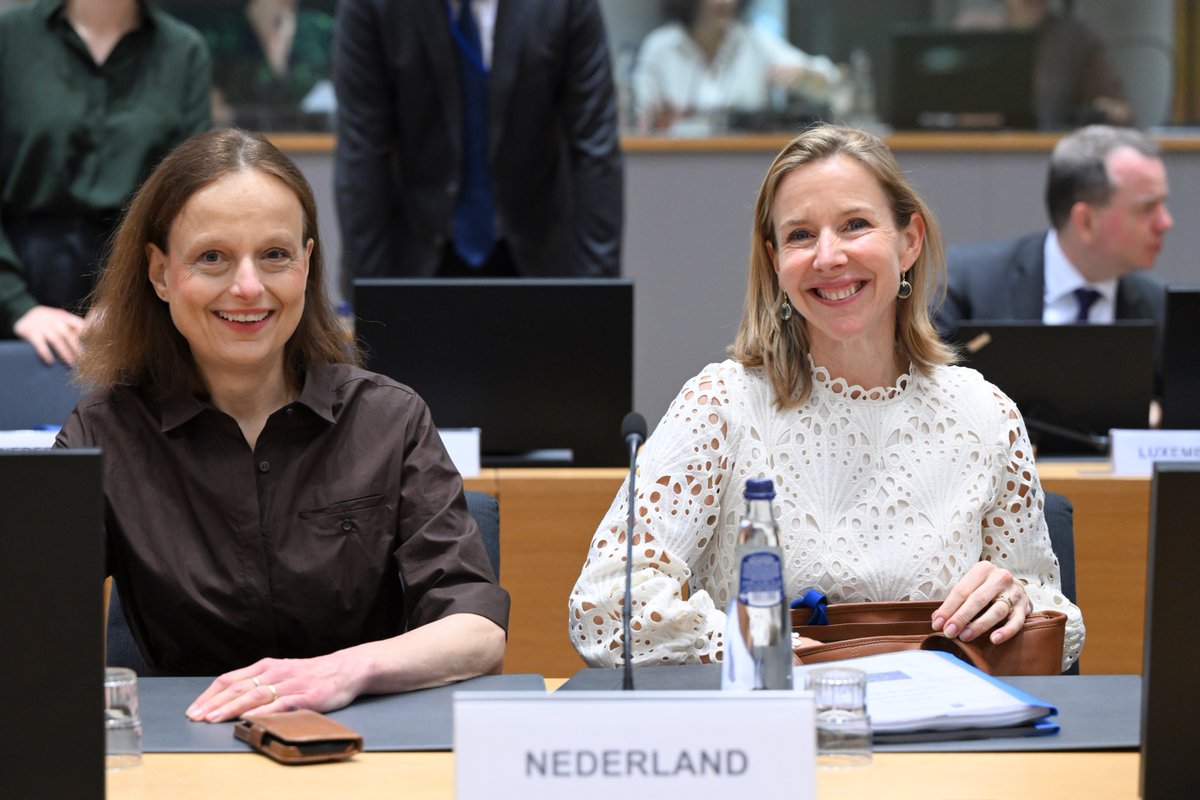 Stientje van Veldhoven tweet media