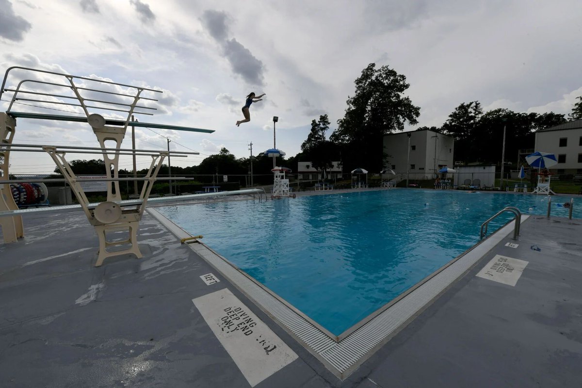 TeamRedstone's tweet photo. Redstone Arsenal’s Goss Road pool reopened for the summer season with swim lessons, diving boards, a water slide and family activities running through Sept. 7. Pool officials highlighted safety rules and summer swim programs https://t.co/QgPAT14oQf