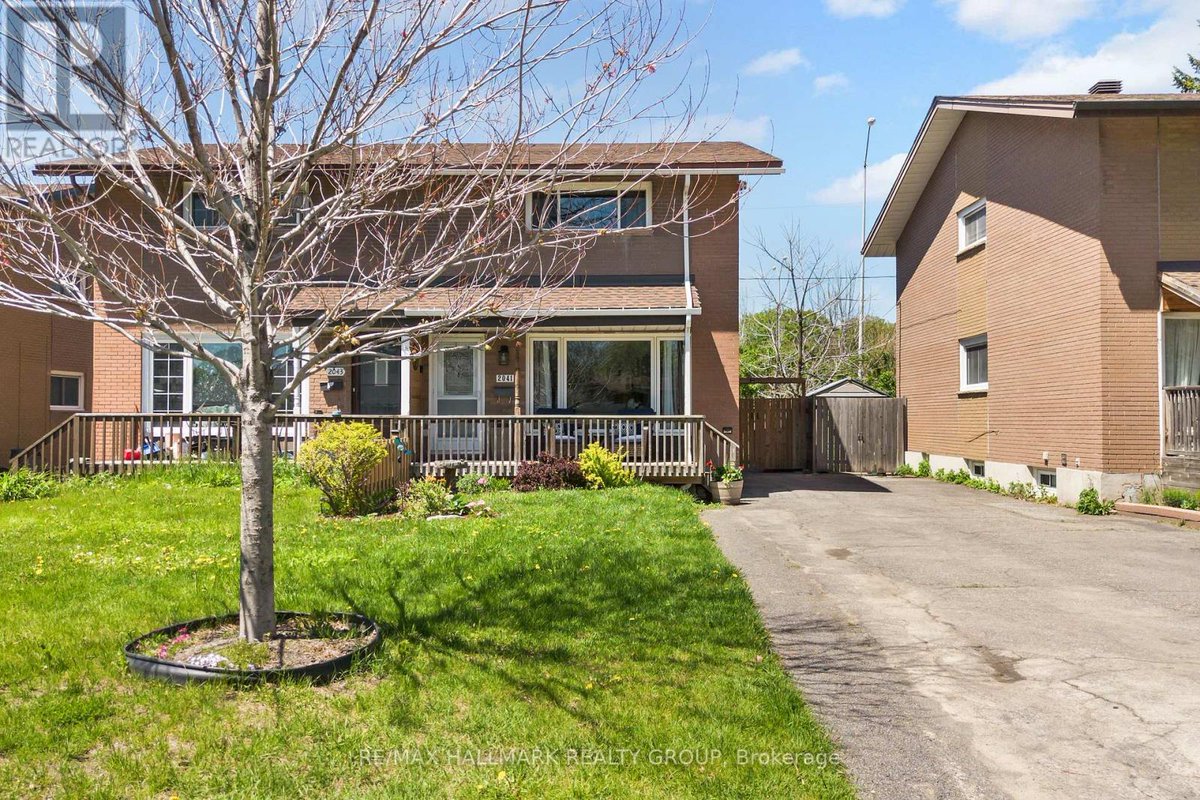 weknowontario's tweet photo. Just listed! Take a look at this stunning property in Ottawa Ontario.
- Suhail Akhtar with RE/MAX Hallmark Realty Group
- Contact me at 613.706.0306 https://t.co/tOKYuat7ci