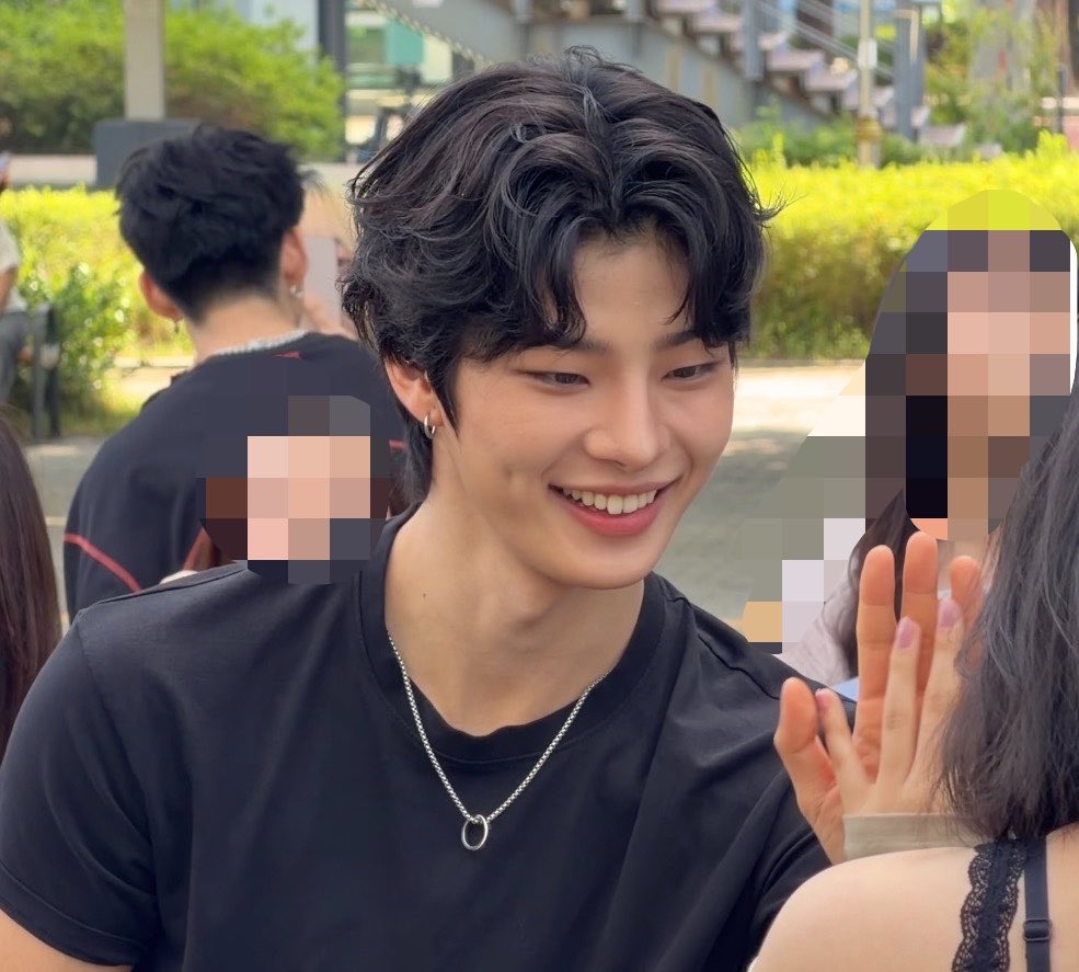 SHOT_918's tweet photo. 오랜만에봐도너~무좋으다 https://t.co/LflmzaBsLp