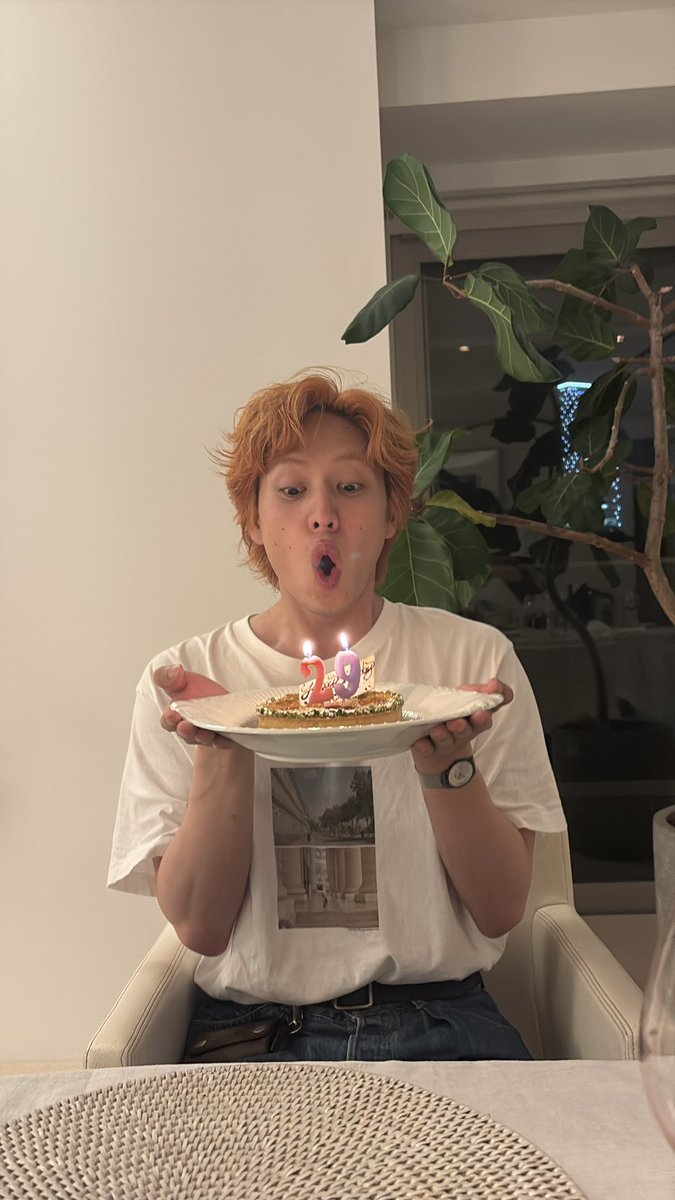bando_ryota's tweet photo. 遅ればせながら29歳になりました！

皆様いつもありがとうございます😊 https://t.co/eRxusBkvq7