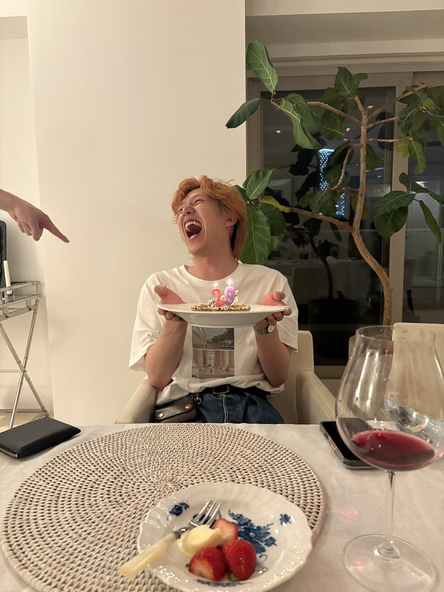 bando_ryota's tweet photo. 遅ればせながら29歳になりました！

皆様いつもありがとうございます😊 https://t.co/eRxusBkvq7