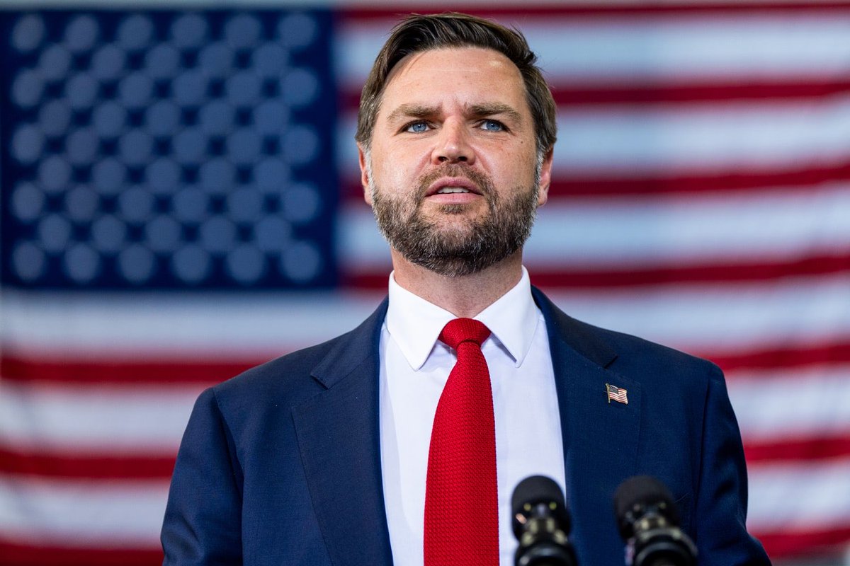 joni_askola's tweet photo. It is easy to see why no one likes JD Vance. 

He is a fraud who changed his name, faith, and politics to grab power. 

He is bought and paid for by foreign-born fascist billionaire Peter Thiel. 

He will not even stand up to groypers to protect his own wife. 

A true coward https://t.co/U3mgBzvu47