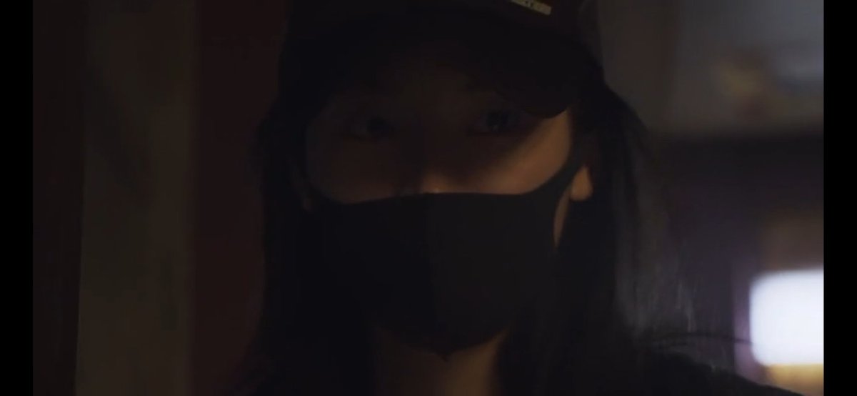 xmuc0ax's tweet photo. A Gyu-ri foi pega pelo gangster (Dae-yeol) no karaokê onde ele comanda seu esquema!
#Extracurricular 
#ExtracurricularEspecialEp9 https://t.co/hfqoH6Hdmh