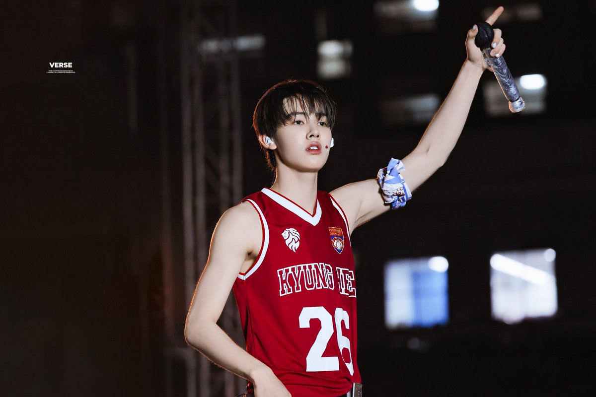 0113verse's tweet photo. 260528 경희대축제
#CORTIS #성현 #SEONGHYEON #코르티스 https://t.co/esP3S0FUUt