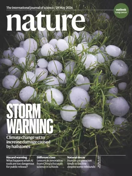 AASjournal's tweet photo. Grapefruit-sized hail sounds unreal but it’s becoming more possible in a warming world.  This week’s @nature
cover story looks at how climate change may be fuelling larger and more destructive hailstorms, led by Qinghong Zhang at #PekingUniversity.
https://t.co/7iYhXzNvas https://t.co/ooeLuAmQYh