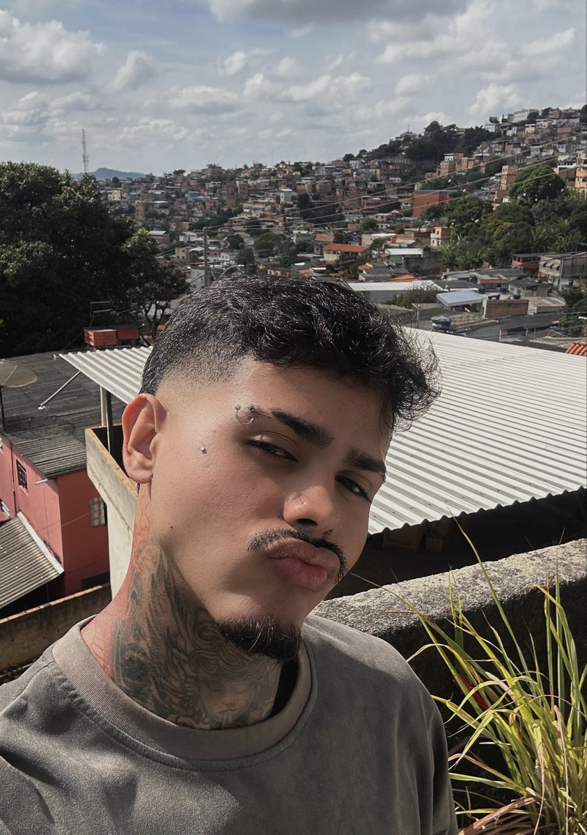 Alisson15z's tweet photo. ☀️ https://t.co/5FPMFsDtO6