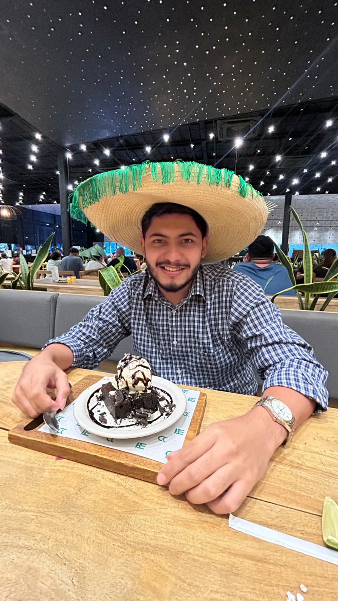 Yi_Snd7's tweet photo. Post cumpleaños ✨🤍 https://t.co/11jyYiHrcc
