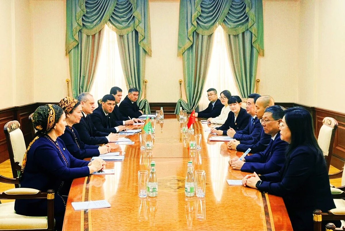 ExpressTCM's tweet photo. Great news! BUCAM sets up TCM Center in Turkmenistan! This marks a solid step forward for TCM development in Turkmenistan! We join hands to promote TCM culture, cultivate professionals and explore herbal resources together! #TCMWorld #HealthCooperation https://t.co/f0lkBTte1H