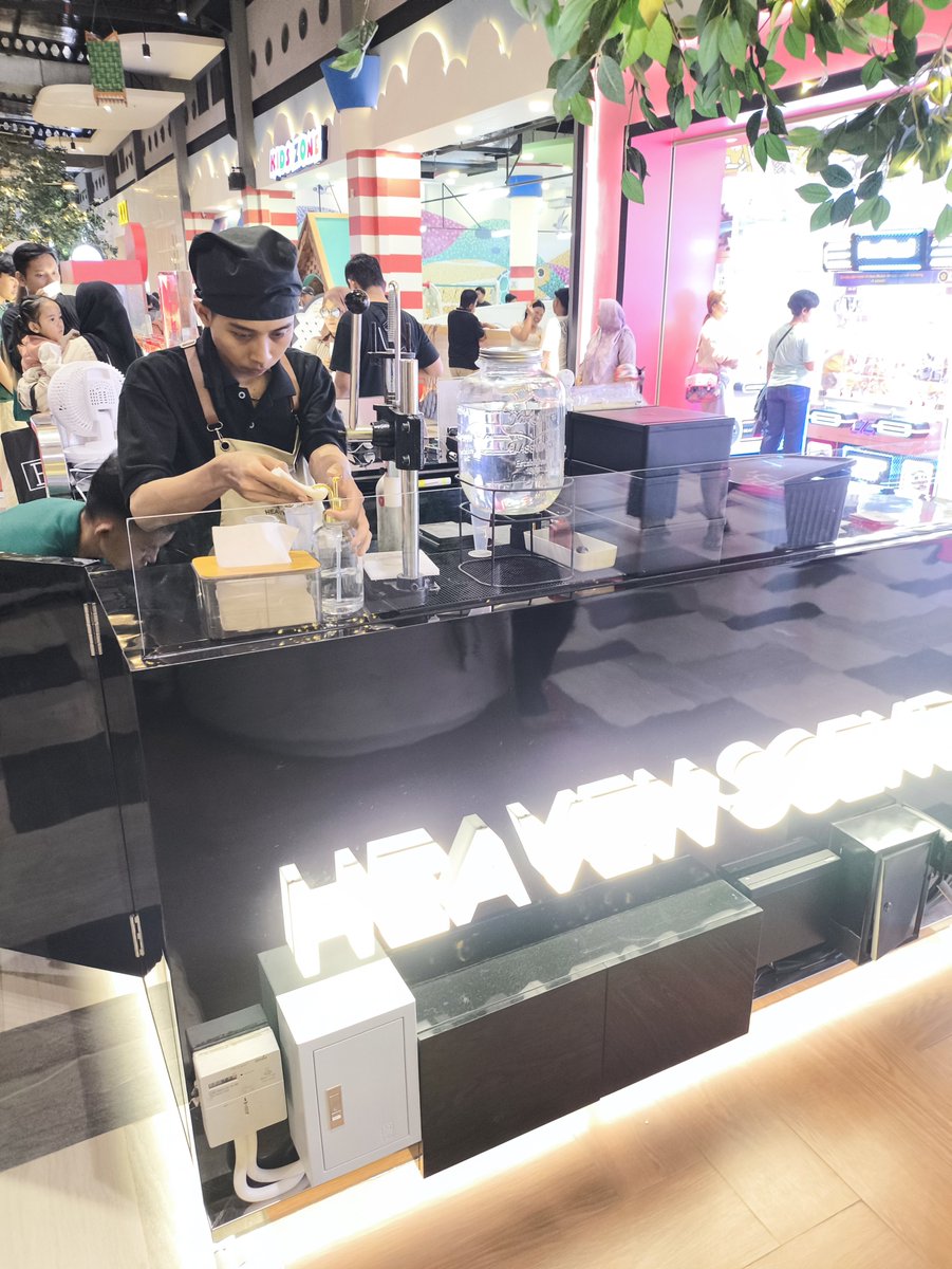 m444da's tweet photo. @jawirrrxx Heaven scent yang santal 33 https://t.co/rsOfidflfF