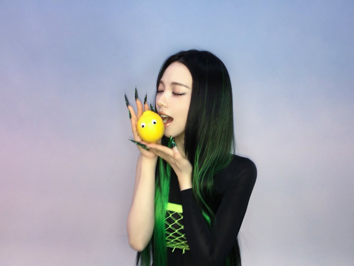 지민이 tweet media