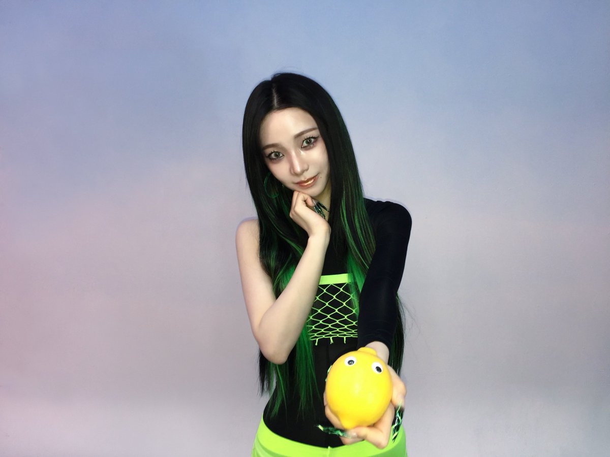 지민이 tweet media