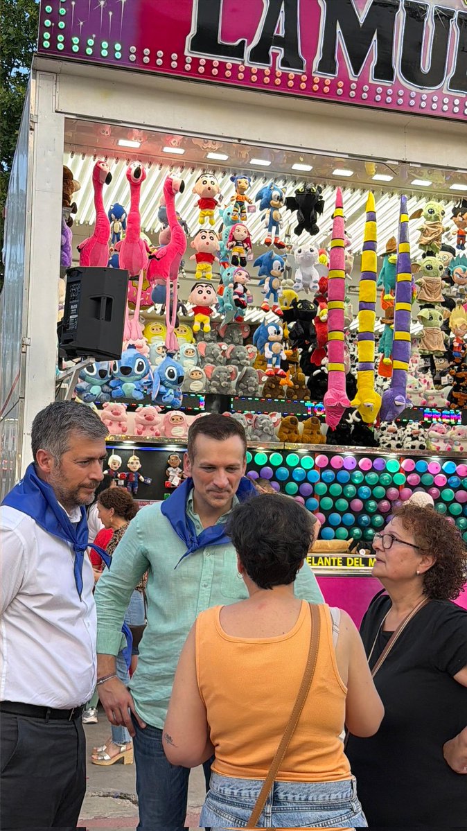 AJMesaGarrido's tweet photo. Gracias a @MA_GarciaMartin, a los compañeros de @ppcomunidadmadrid y, por supuesto, a afiliados y amigos del @ppgetafe que ayer abarrotasteis nuestra caseta para celebrar el día del afiliado. 

Un partido unido, fuerte, con ganas y lleno de alegría. 

Orgullosos de Getafe 💙 https://t.co/Gf0b5iIdTv