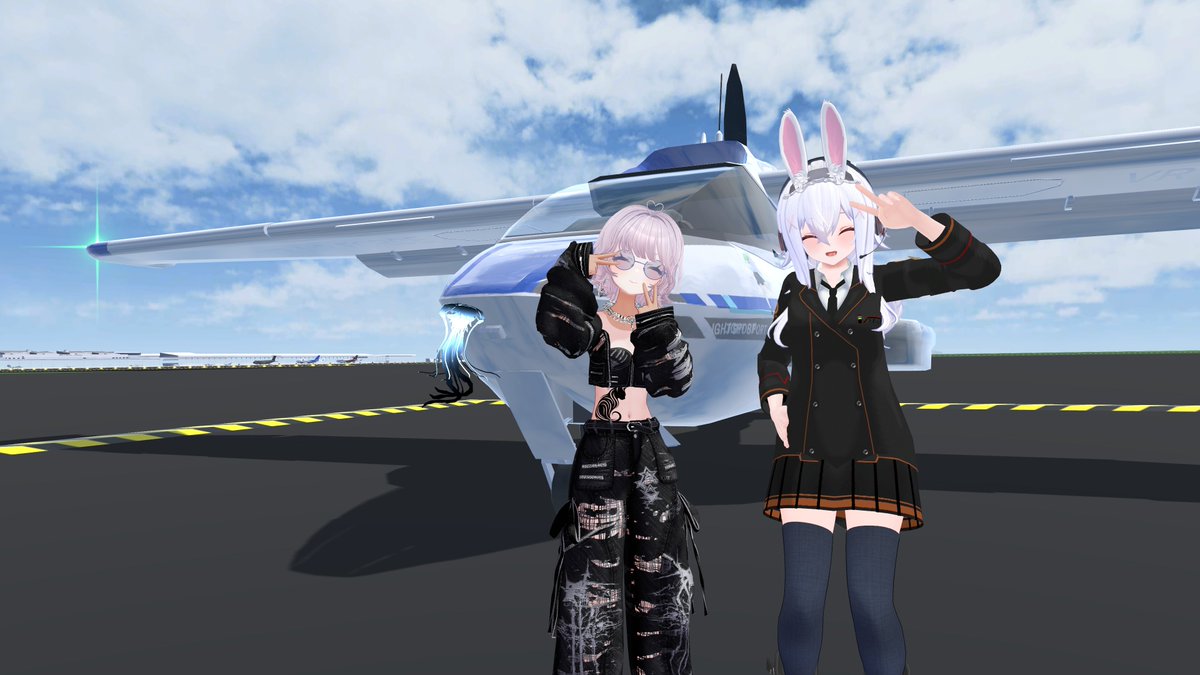RyuiGame's tweet photo. 本日のVRAF飛行機教習は初心者飛行担当させていただきました。とても上手く離着陸できていました！ https://t.co/O8rAiTd55I