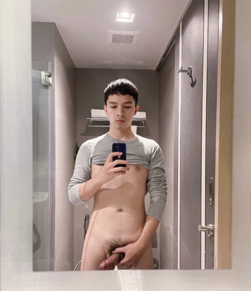 xerio59's tweet photo. ห้องน้ำที่นี่ ดีจัง !!!! 😊 https://t.co/vtLBFw9s1X