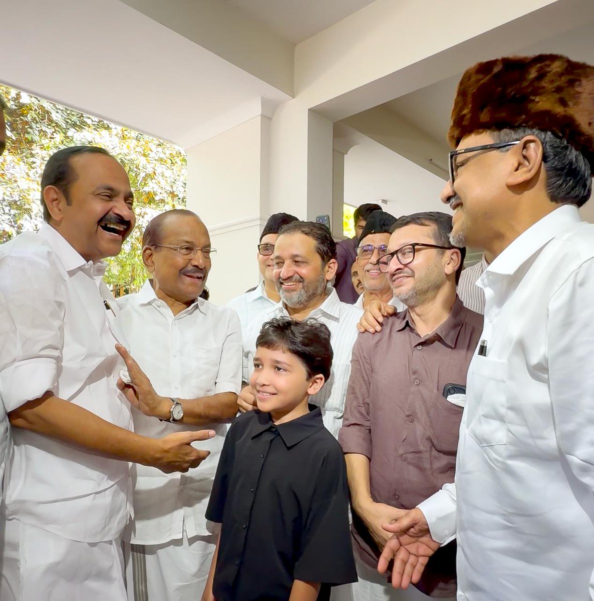 V D Satheesan tweet media