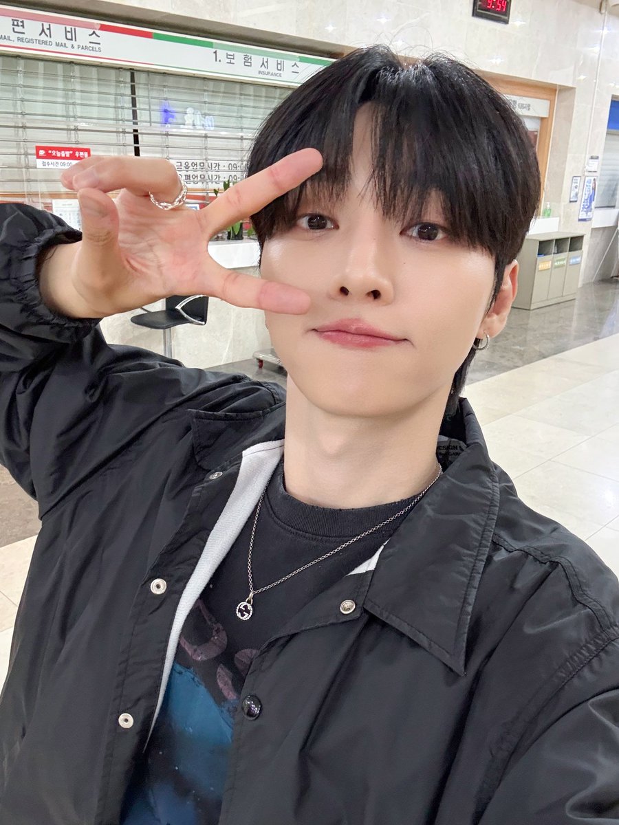 윤지성 (Yoon Jisung) Official tweet media