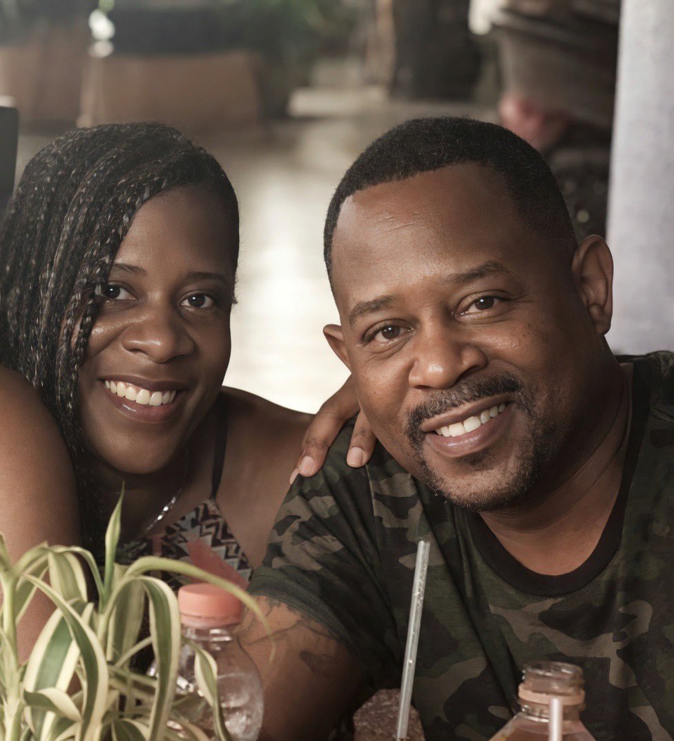 BAMsEnergy's tweet photo. Martin Lawrence and his sister Ursula who inspired his Shanaynay https://t.co/Ura3qCgMWN