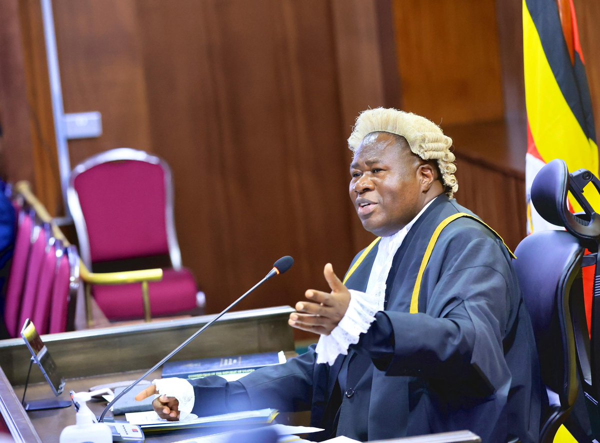 joyomumbejja's tweet photo. Ladies and gentlemen, Hon. Oboth Oboth is in the House, and so far the start has been good. I am convinced that he has fulfilled his pledge during swearing-in: he will be a Speaker for all MPs, including NRM, Opposition, and Independents.#GoldenPosts
#plenary https://t.co/p1MxN1tFDx